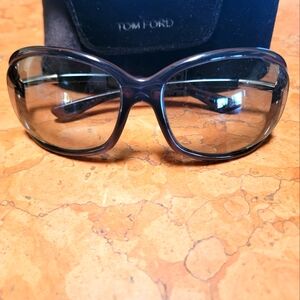Tom Ford JENNIFER Gunmetal/Gray Sunglasses